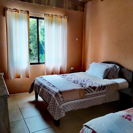 Casa De Montana Tica Linda Villa Monteverde ภายนอก รูปภาพ