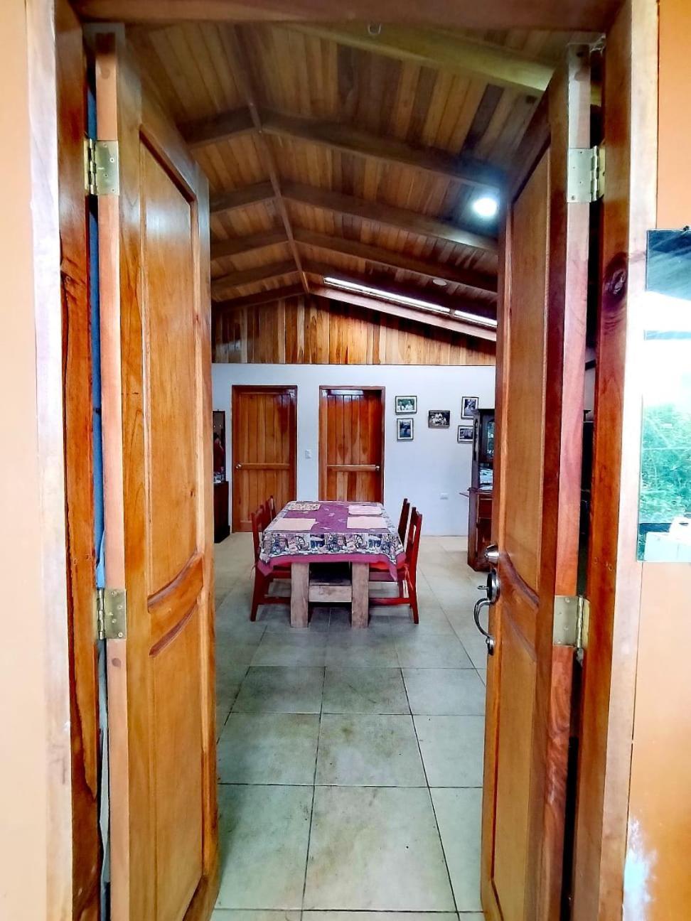 Casa De Montana Tica Linda Villa Monteverde ภายนอก รูปภาพ