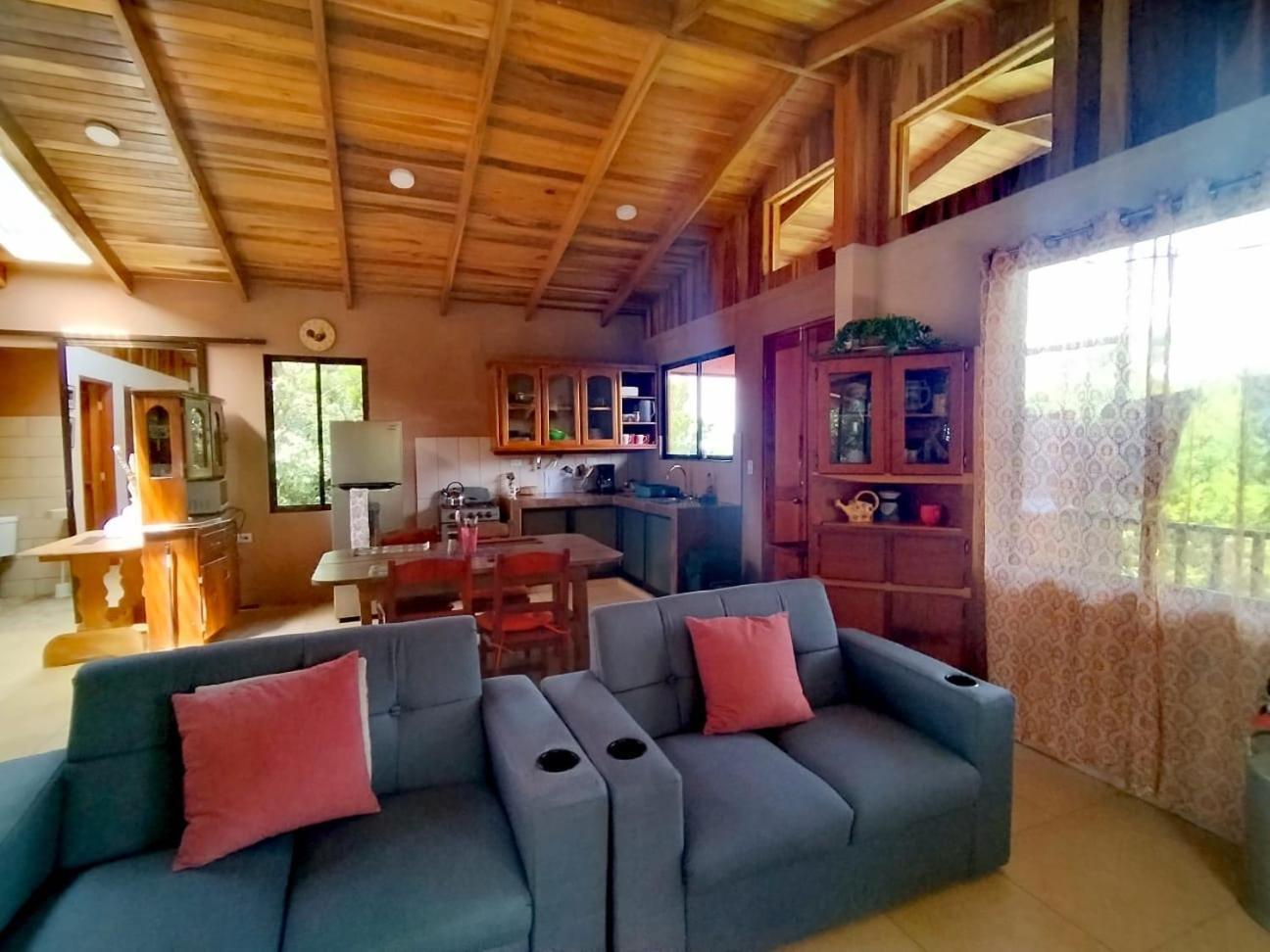 Casa De Montana Tica Linda Villa Monteverde ภายนอก รูปภาพ